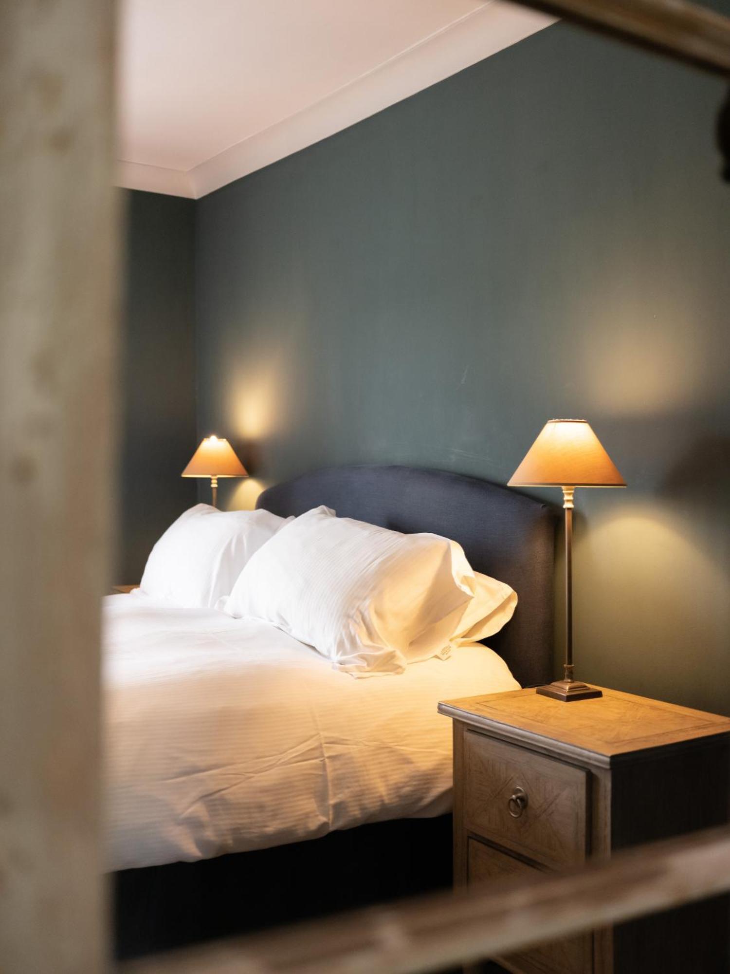 New Inn At Coln Coln St. Aldwyns Room photo