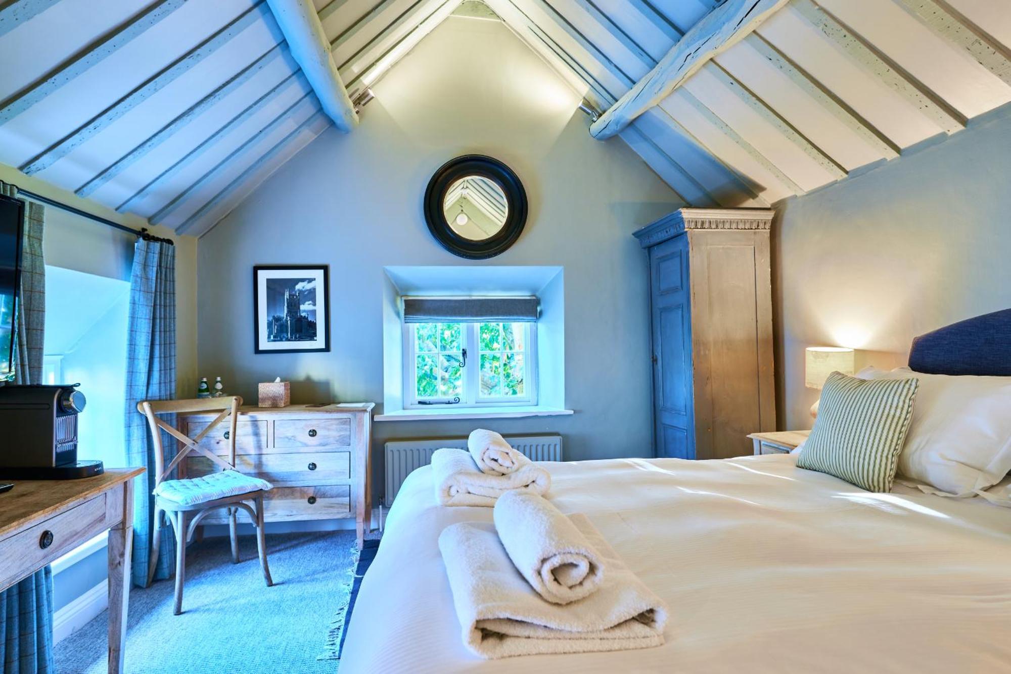 New Inn At Coln Coln St. Aldwyns Room photo