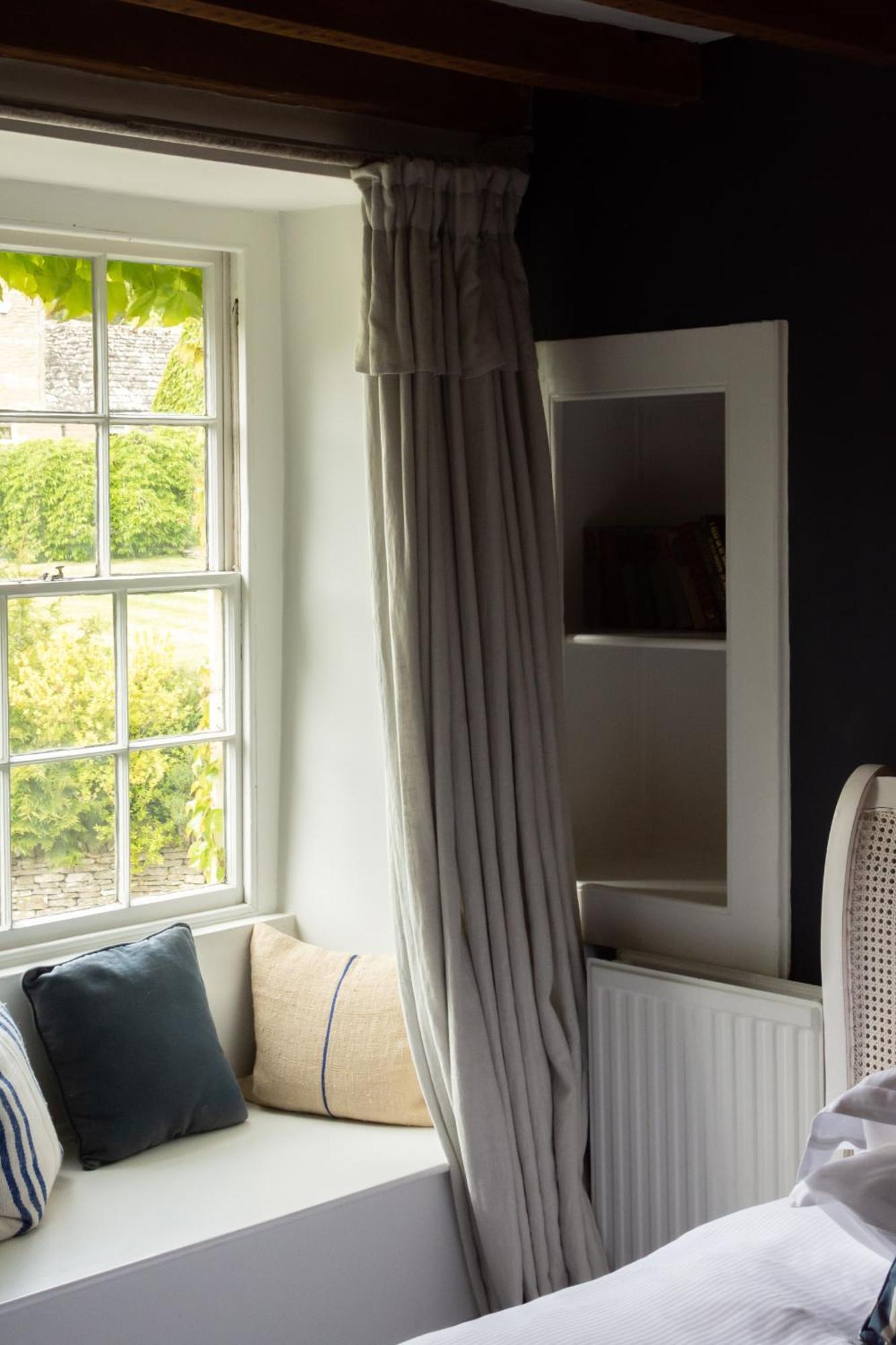 New Inn At Coln Coln St. Aldwyns Room photo